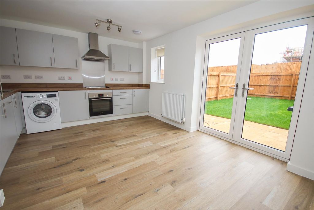 Property photo 2 of 17 Img_0095.Jpg