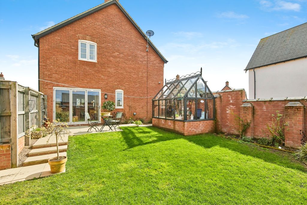 Property photo 3 of 15