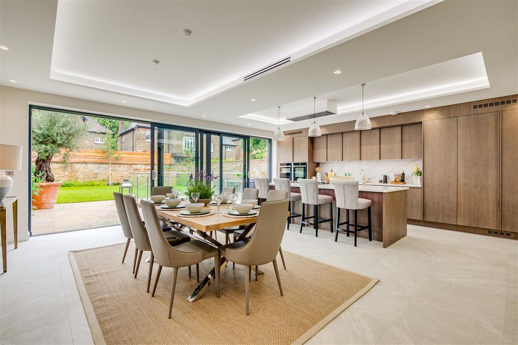 Property photo 1 of 15 W&S