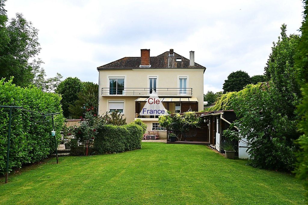Property photo 1 of 19
