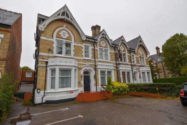 Property photo 1 of 7