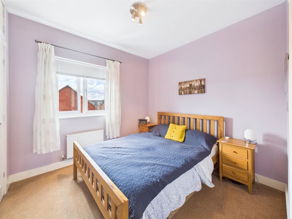 Property photo 3 of 8 Picture No. 18