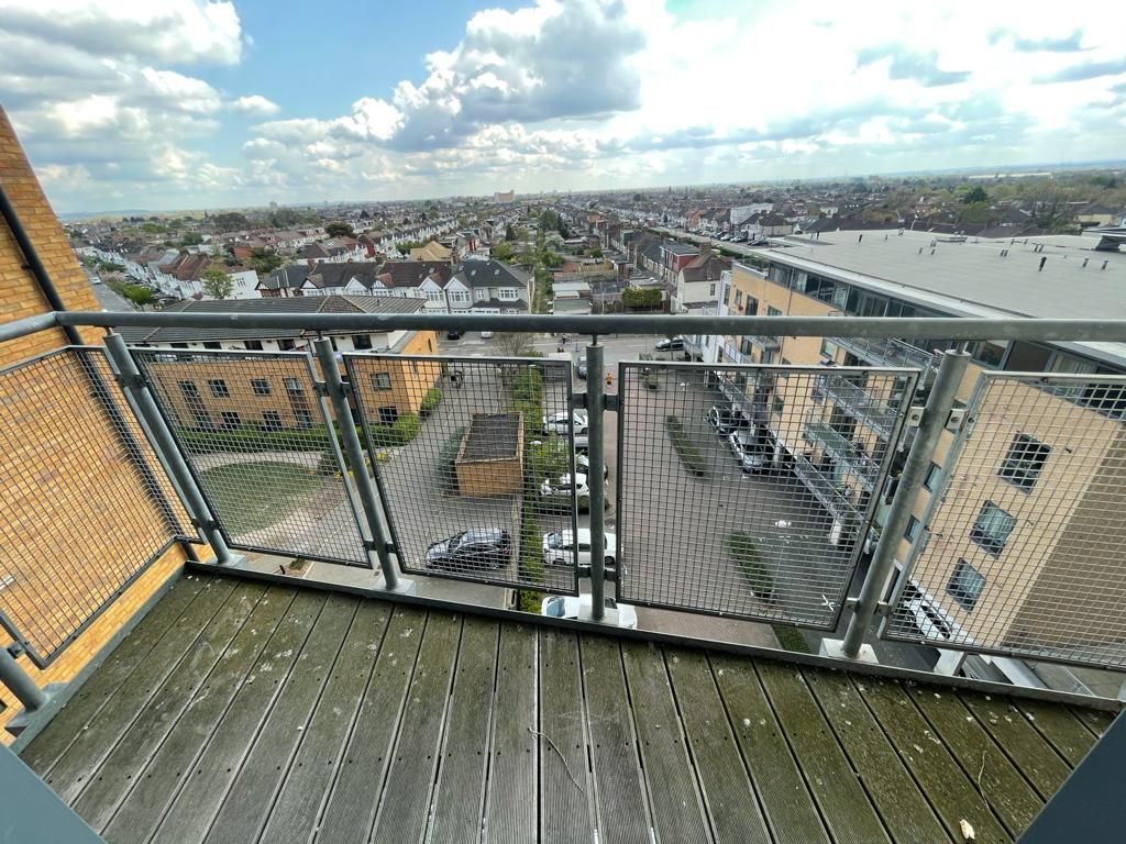Property photo 2 of 23