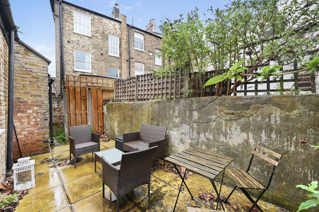 Property photo 3 of 9