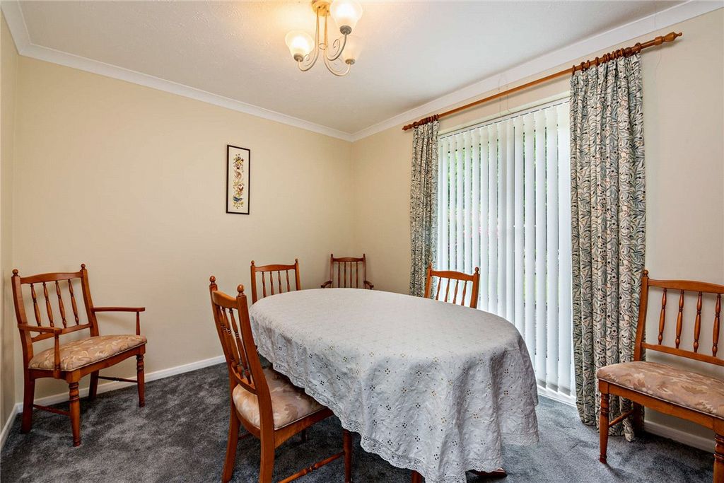 Property photo 3 of 21 Picture No. 13