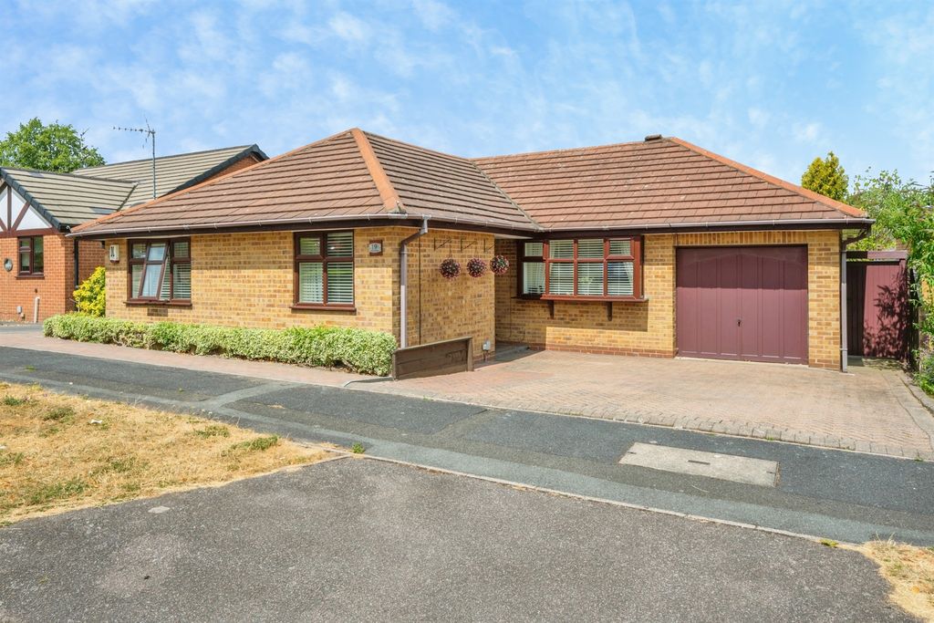 Property photo 1 of 16