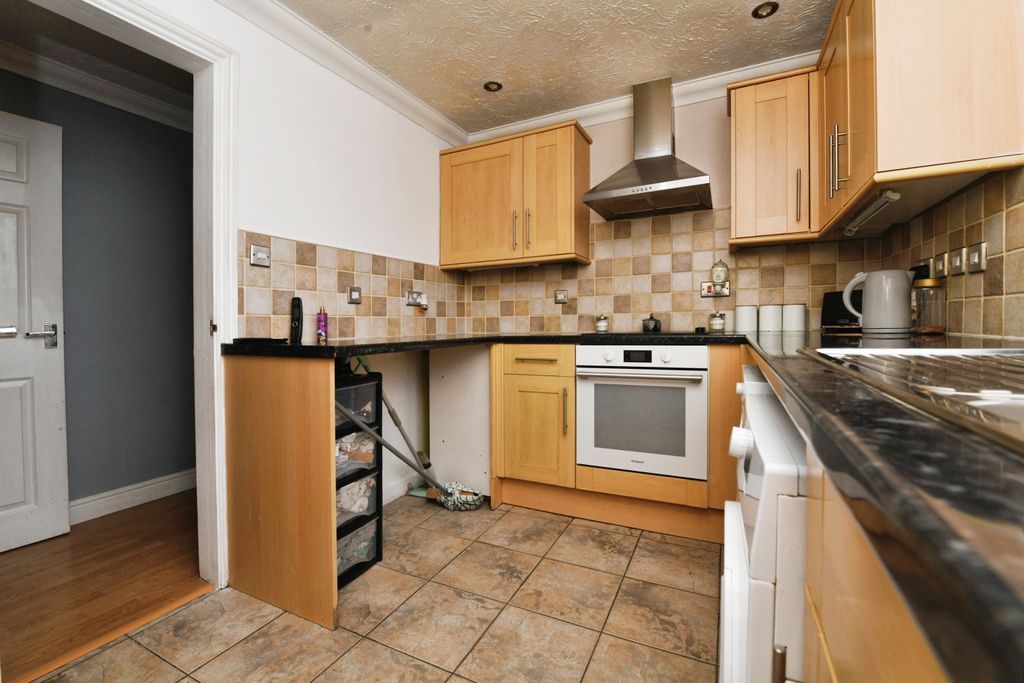 Property photo 3 of 11 Photography