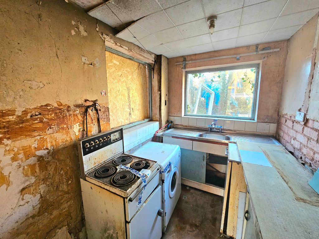 Property photo 2 of 4