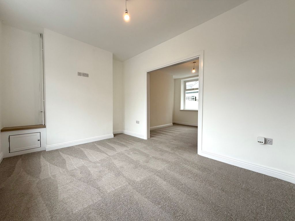 Property photo 3 of 16 Img_3031.Jpeg