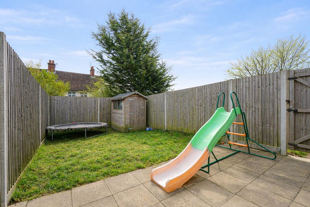 Property photo 2 of 13 1A77Ea26-7Cf4-492A-Ac45-3Ef8c62d66B6.Png