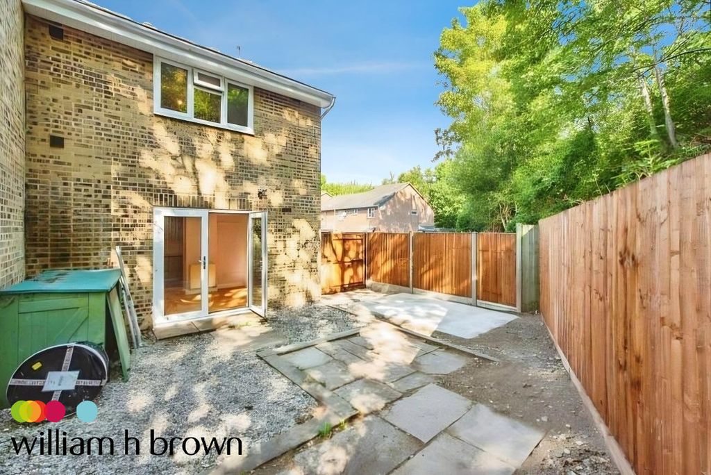 Property photo 3 of 12 Image