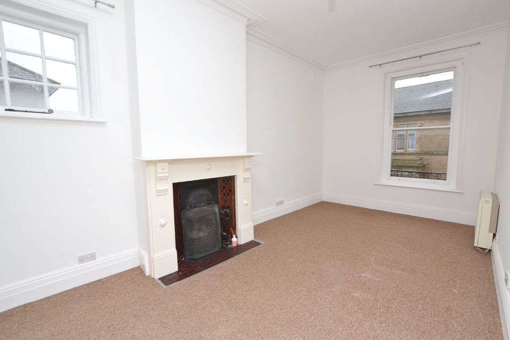 Property photo 2 of 3