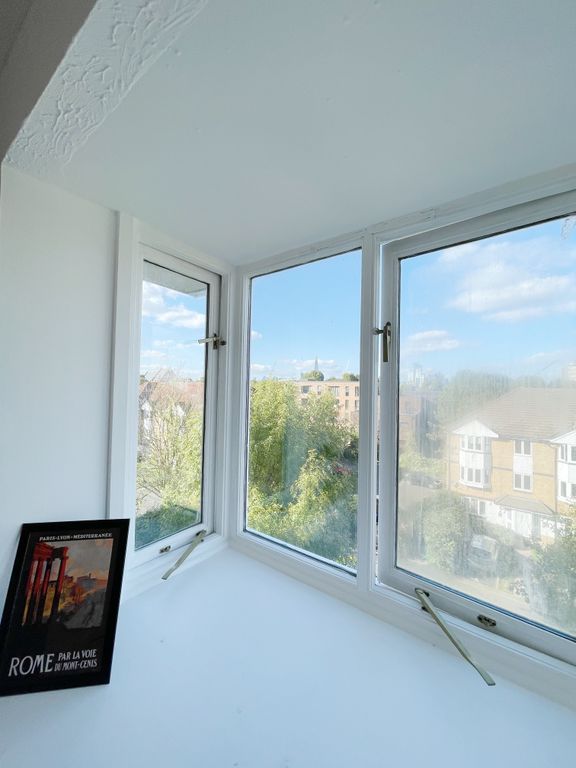 Property photo 3 of 3