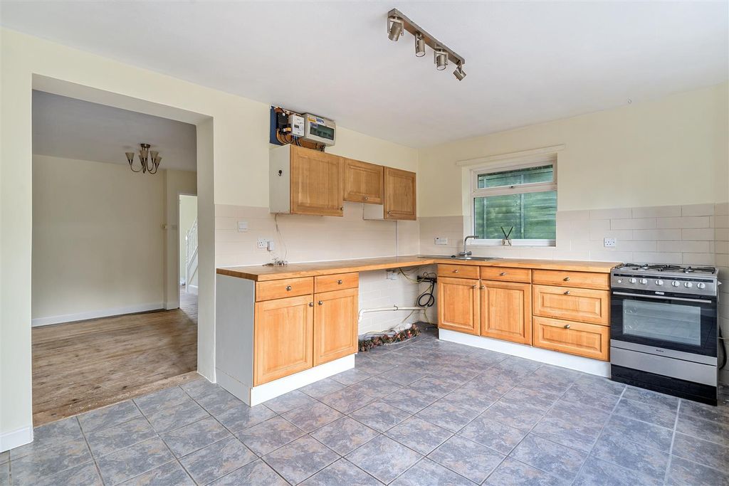 Property photo 2 of 13 Kitchen