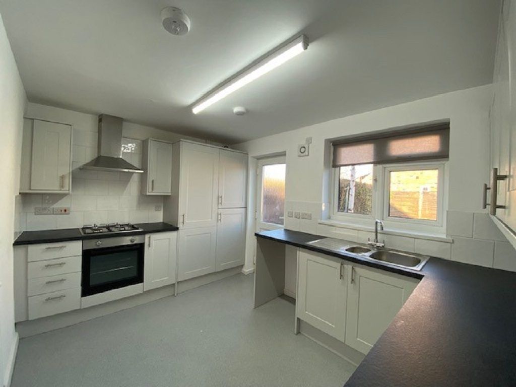 Property photo 2 of 22