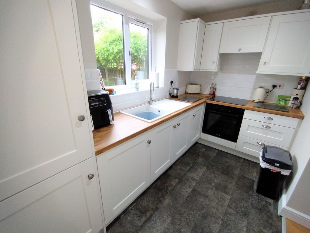 Property photo 3 of 23