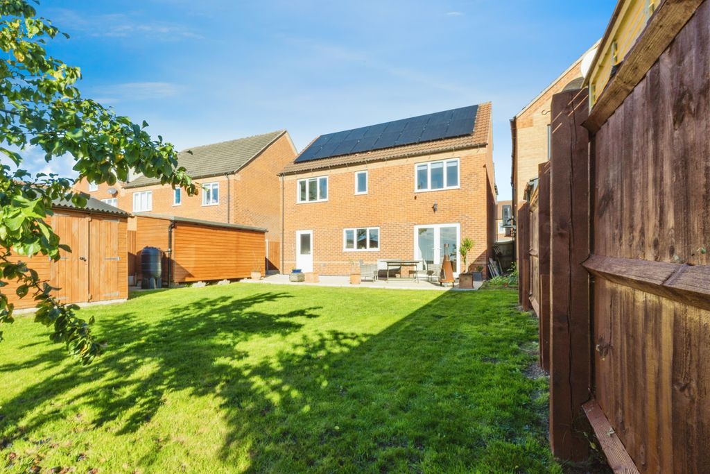 Property photo 3 of 15