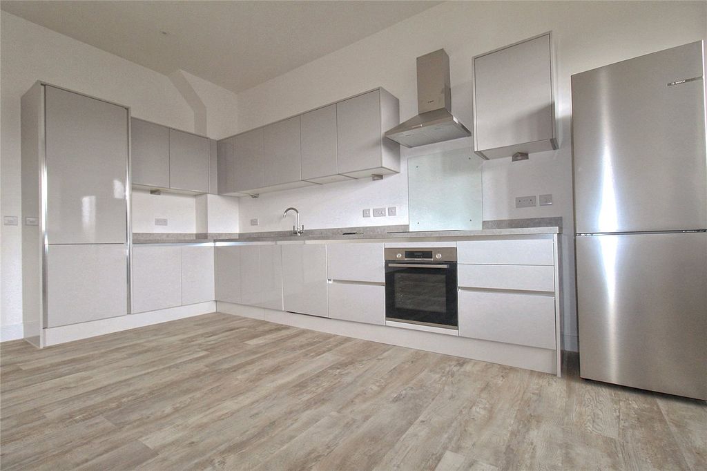 Property photo 3 of 26 Picture No. 12