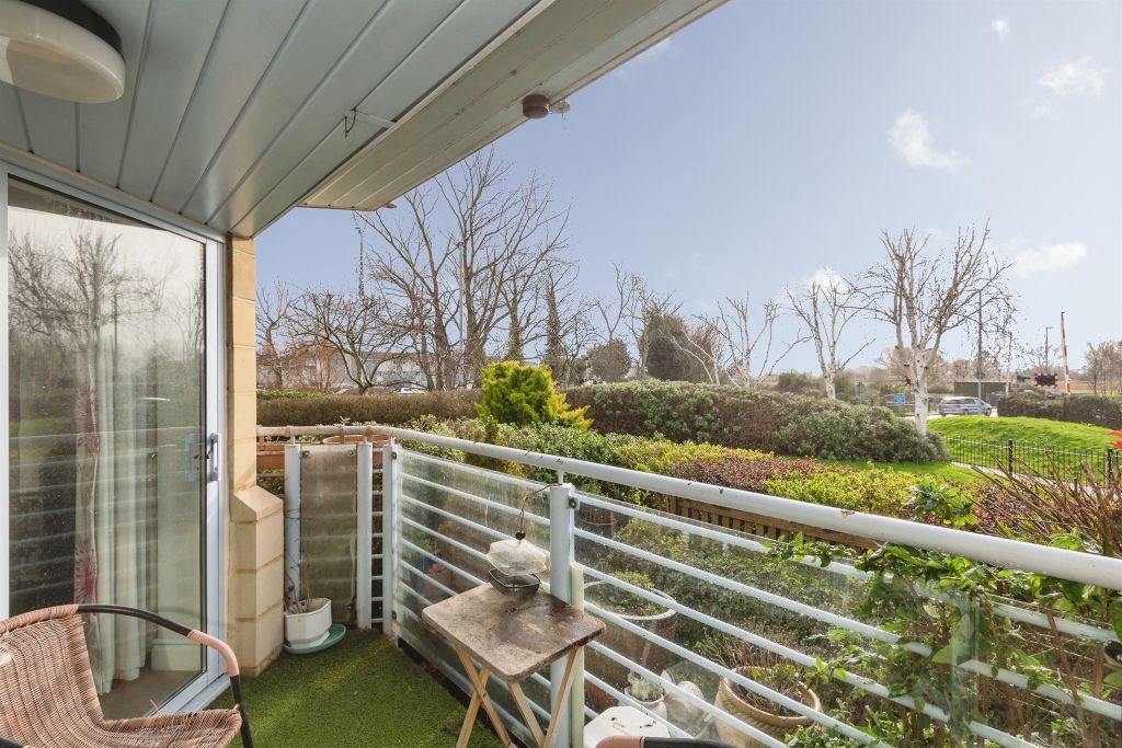 Property photo 3 of 14