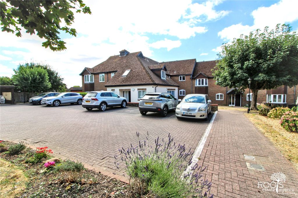 Property photo 1 of 8 Preferred Sector