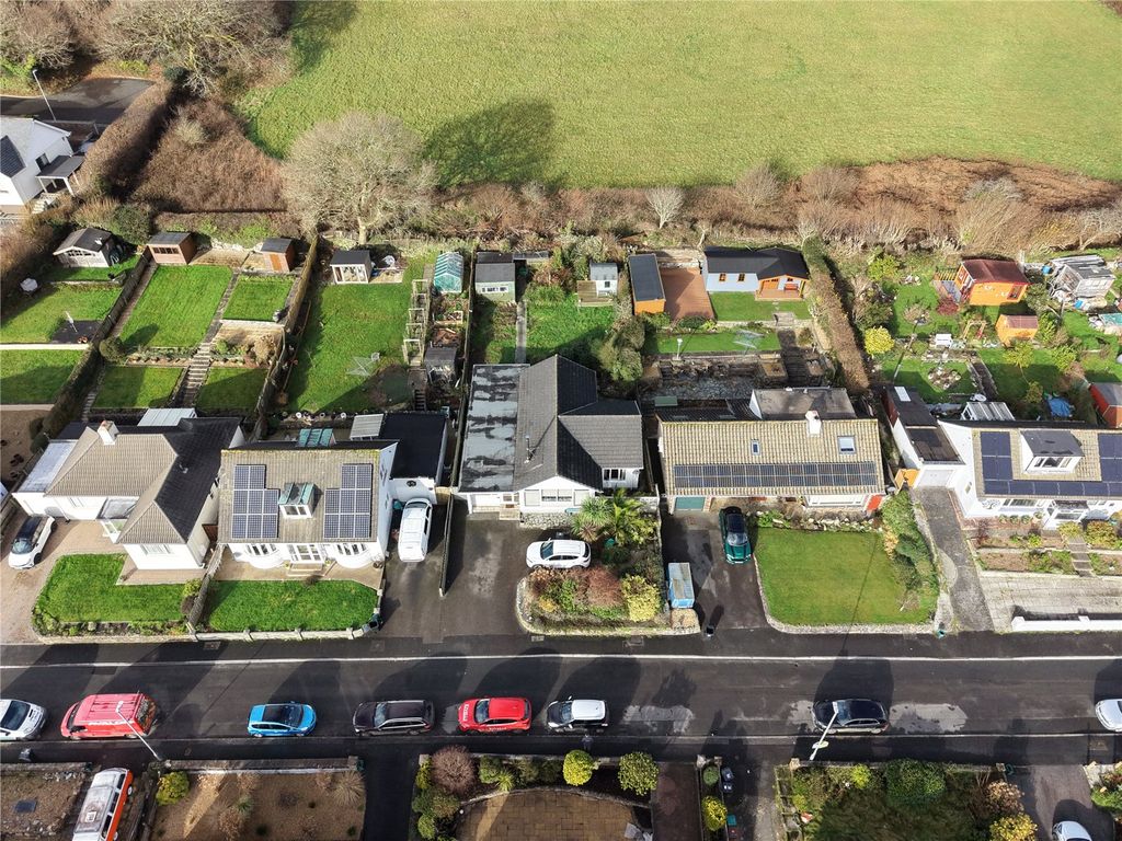 Property photo 2 of 17 Picture No. 21