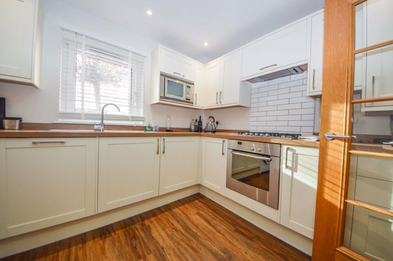 Property photo 2 of 8 Photo 2