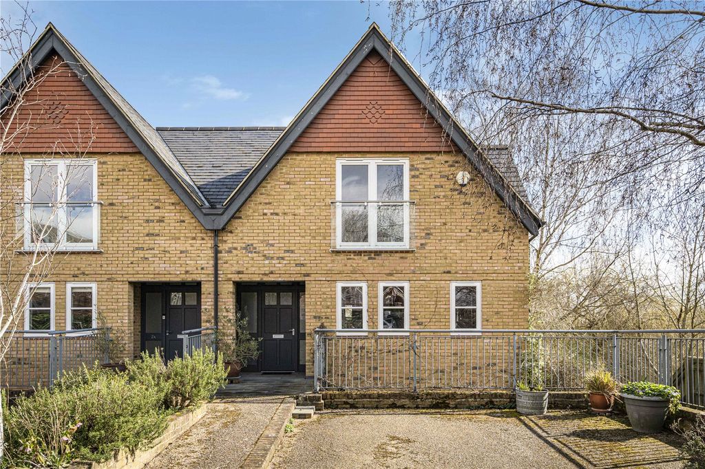 Property photo 1 of 16 Picture No. 32