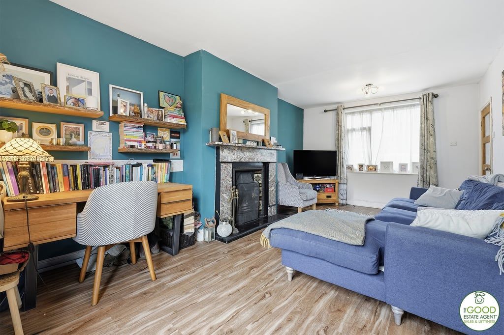 Property photo 2 of 22