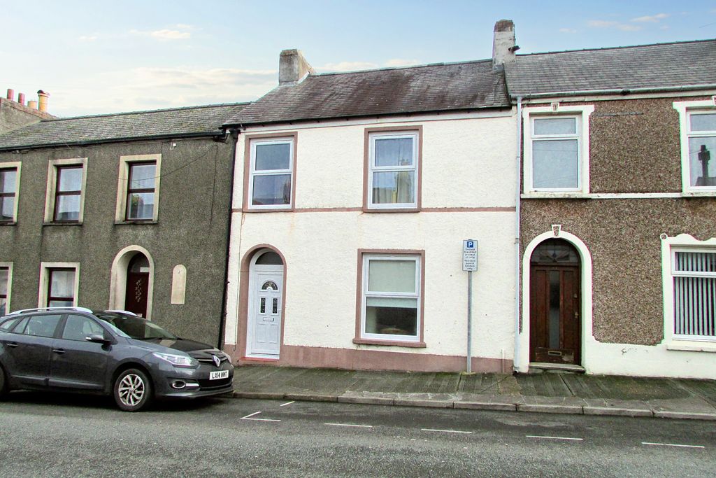 Property photo 1 of 5