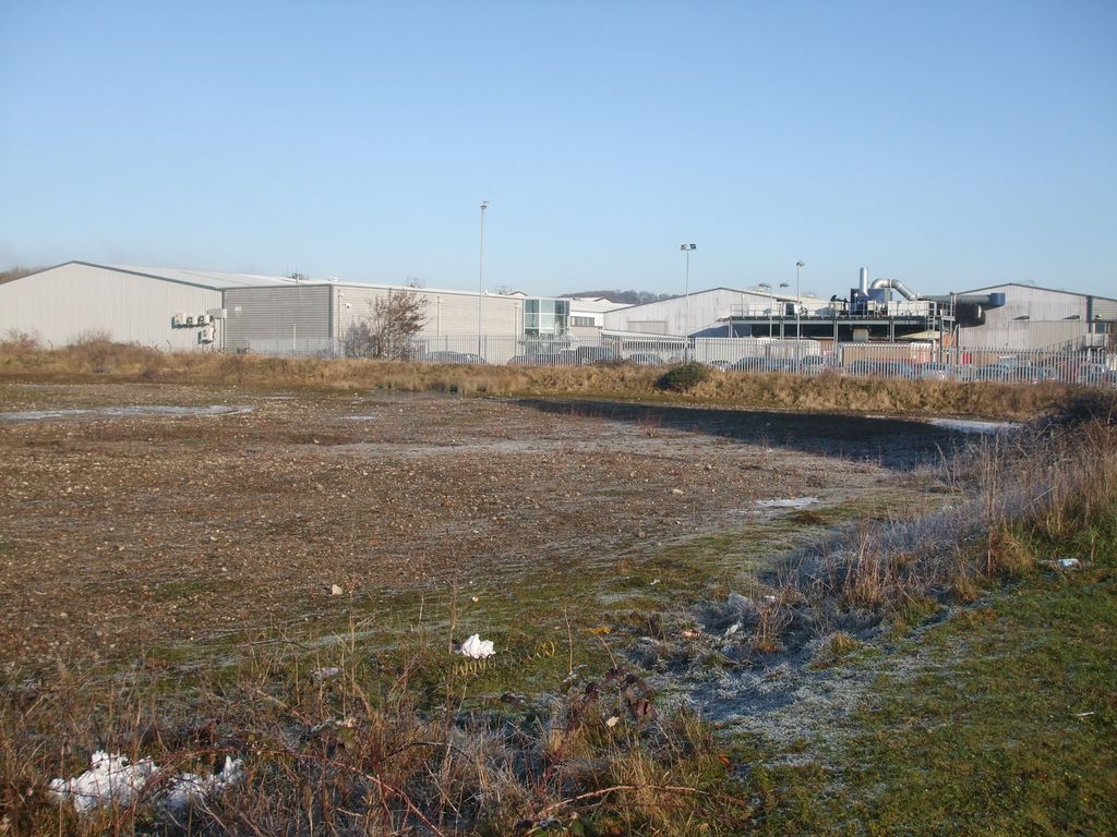 Property photo 1 of 2