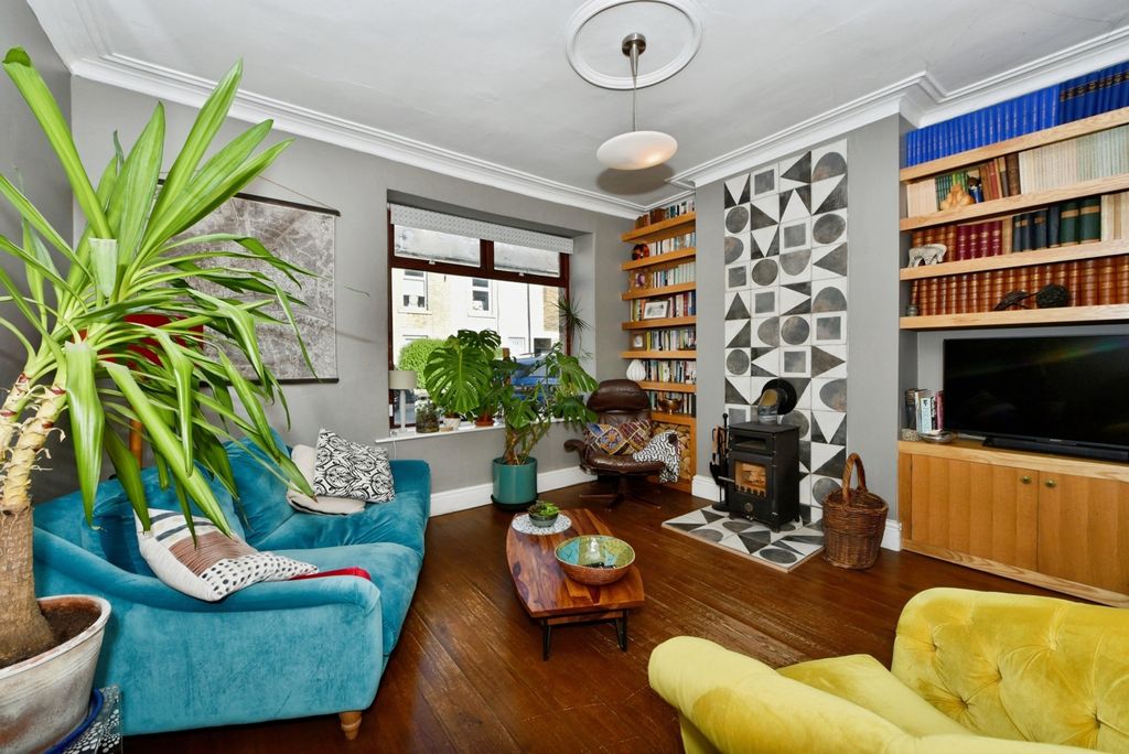 Property photo 3 of 20 Pbox-Img.Jpg