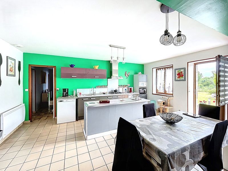 Property photo 3 of 8 Photo 3