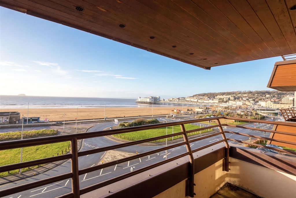 Property photo 3 of 21 View