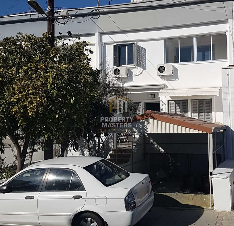 Property photo 1 of 2