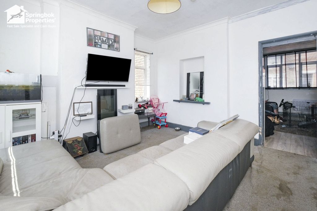 Property photo 3 of 19 Image 3