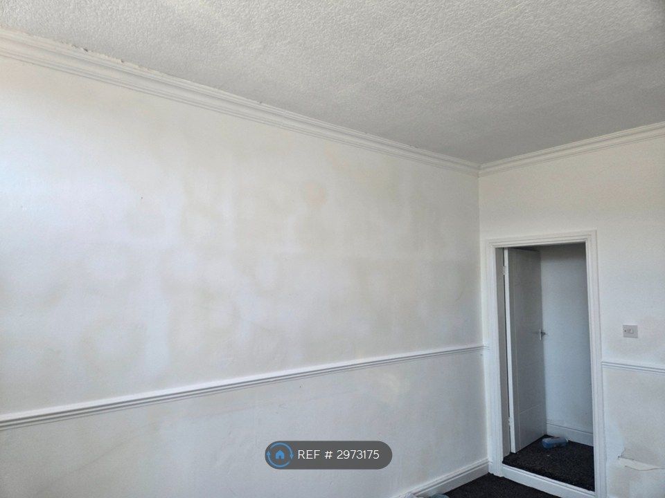 Property photo 2 of 3