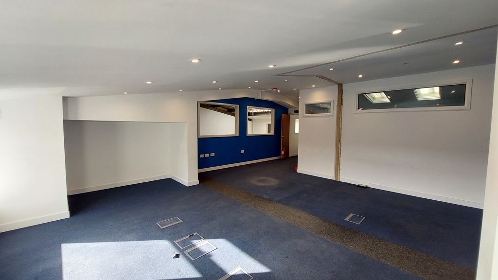 Property photo 3 of 7 Photo 13