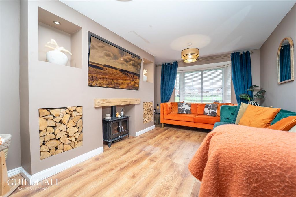 Property photo 3 of 26 2.Jpg