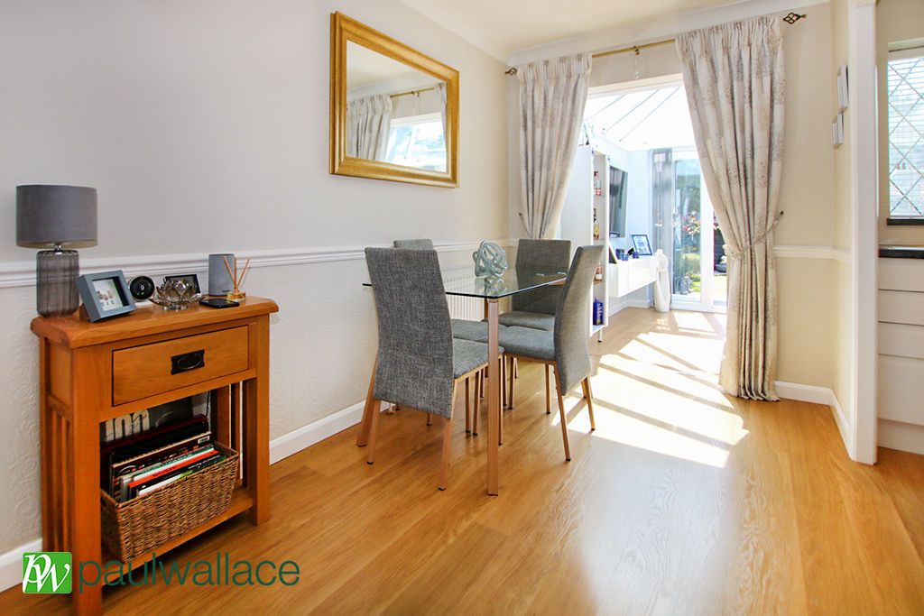 Property photo 3 of 14 Dining Area