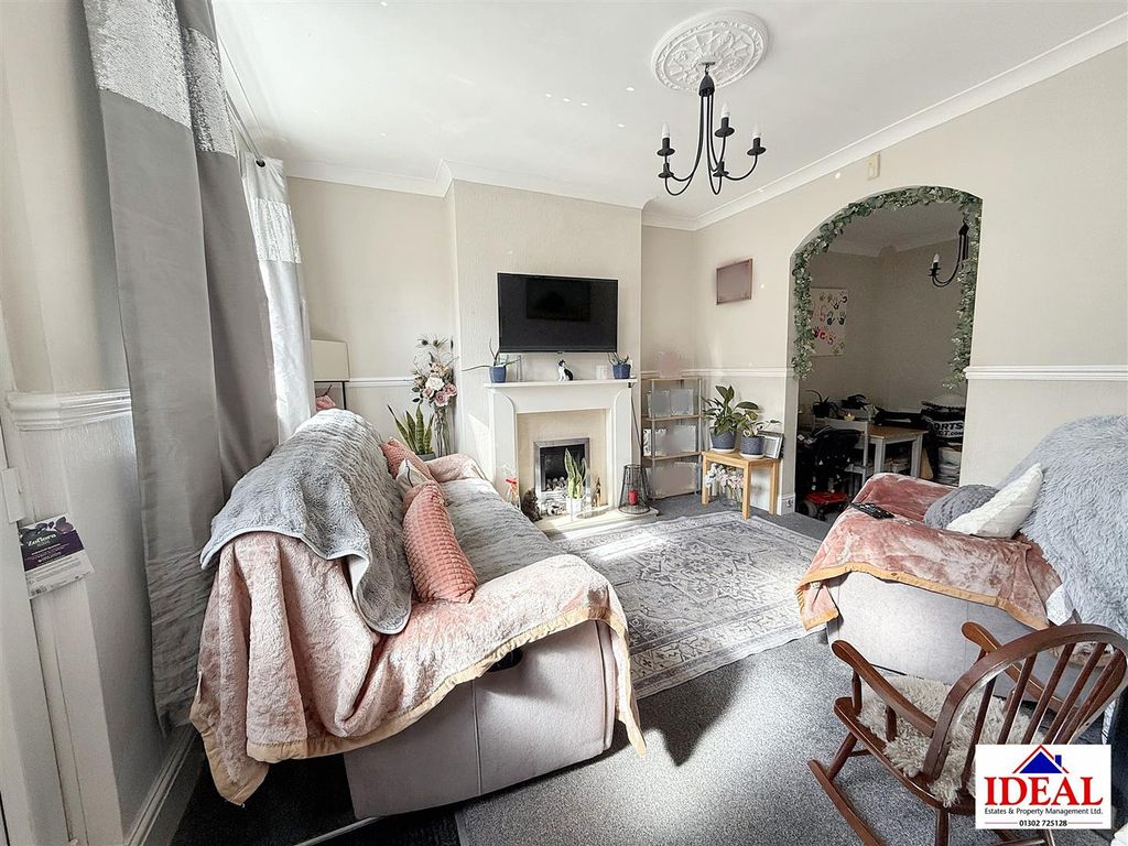 Property photo 3 of 14 Image00012_Blurred.Jpg