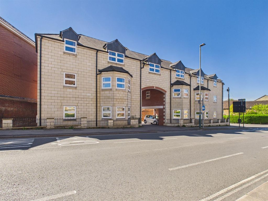 Property photo 1 of 10 Front Aspect