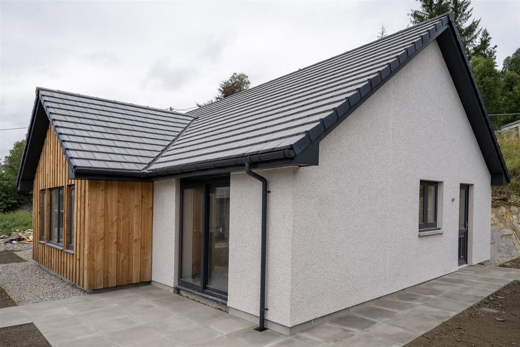 Property photo 2 of 15 MC1_1873.Jpg