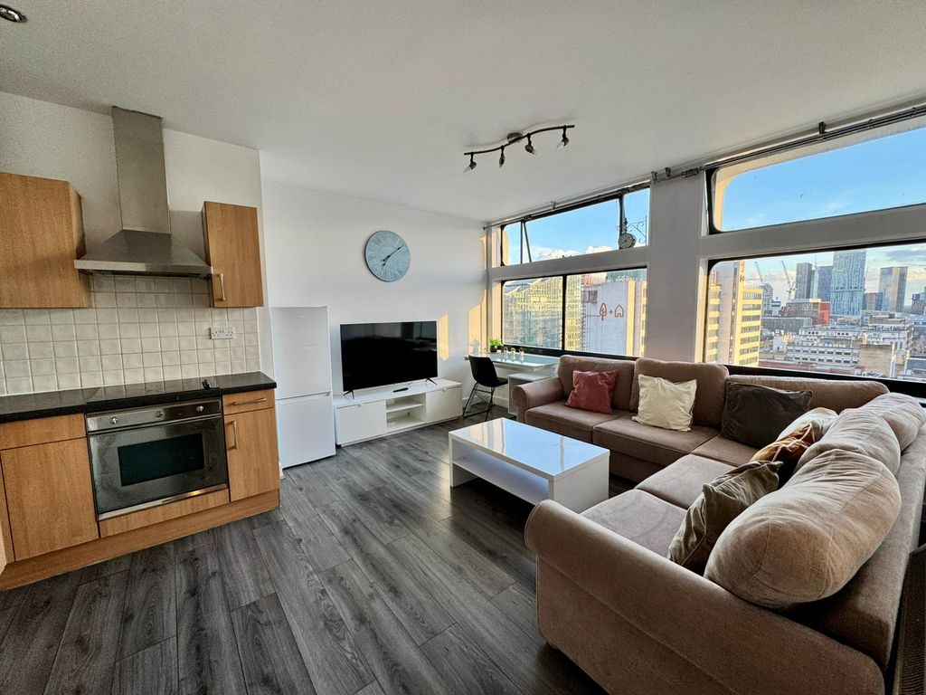 Property photo 2 of 8 Whatsapp Image 2025-12-15 At 4.11.23 Pm (2)