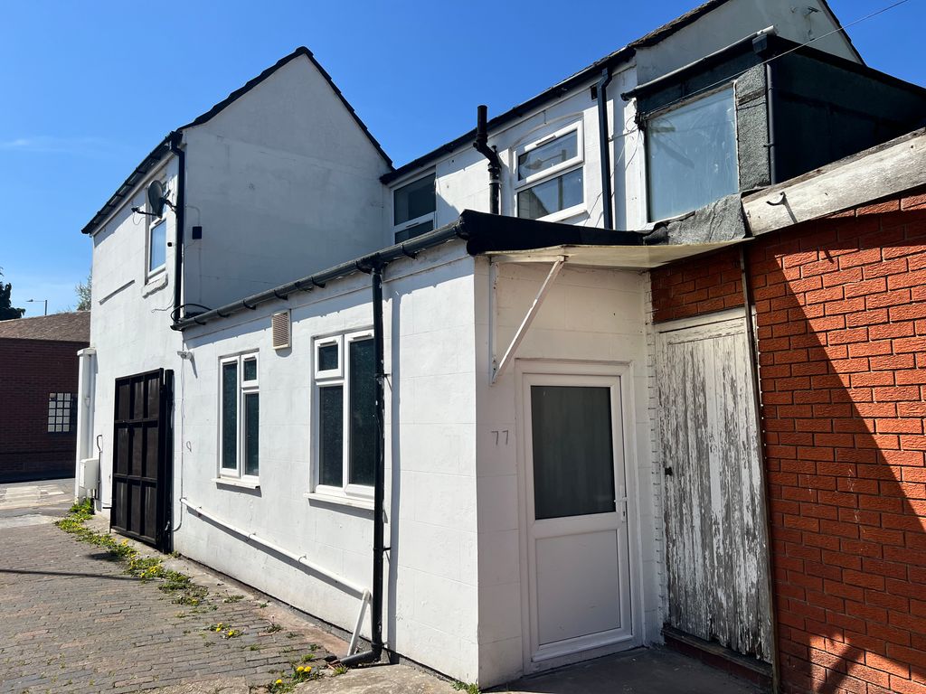 Property photo 1 of 18