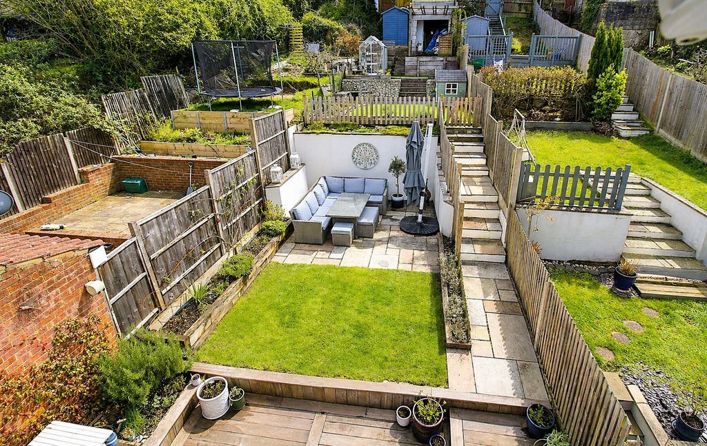 Property photo 2 of 13 Photo 23