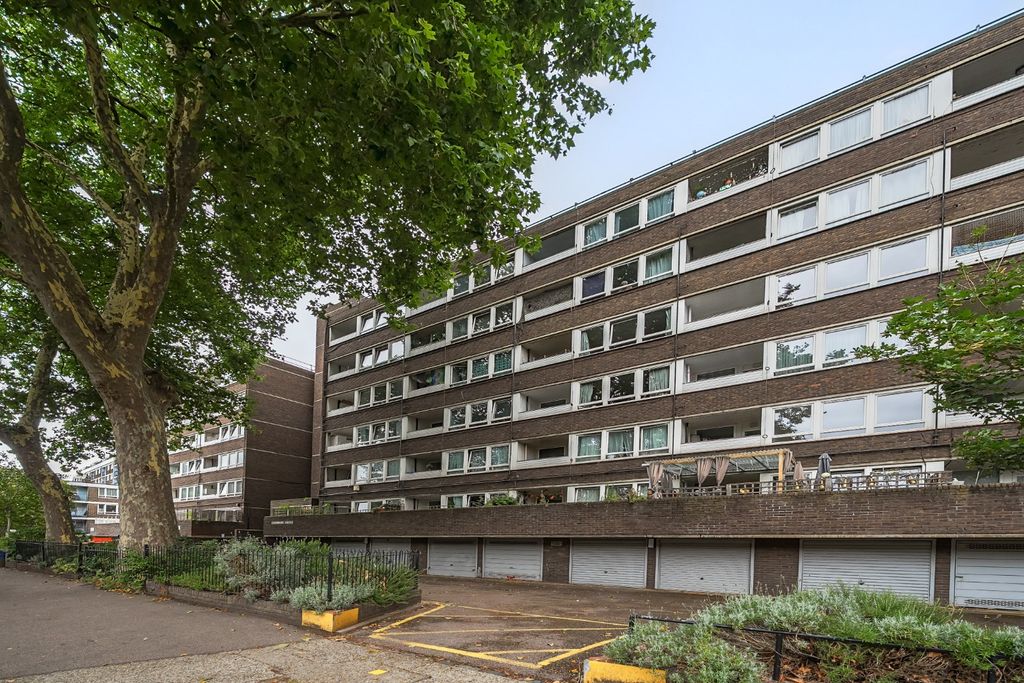 Property photo 1 of 11 4376790