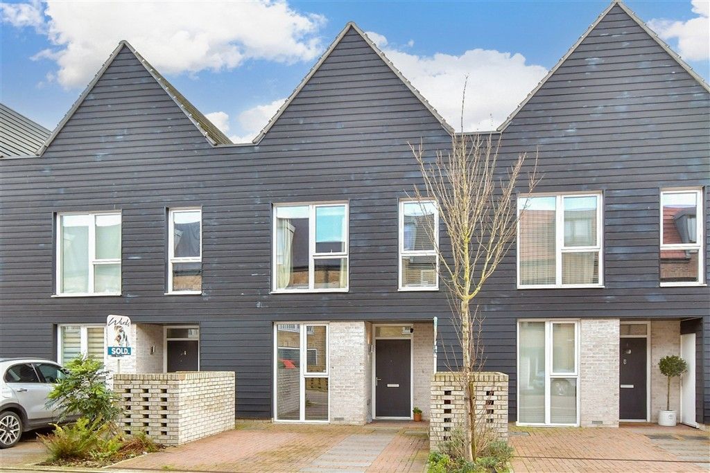 Property photo 1 of 11 External (Web)