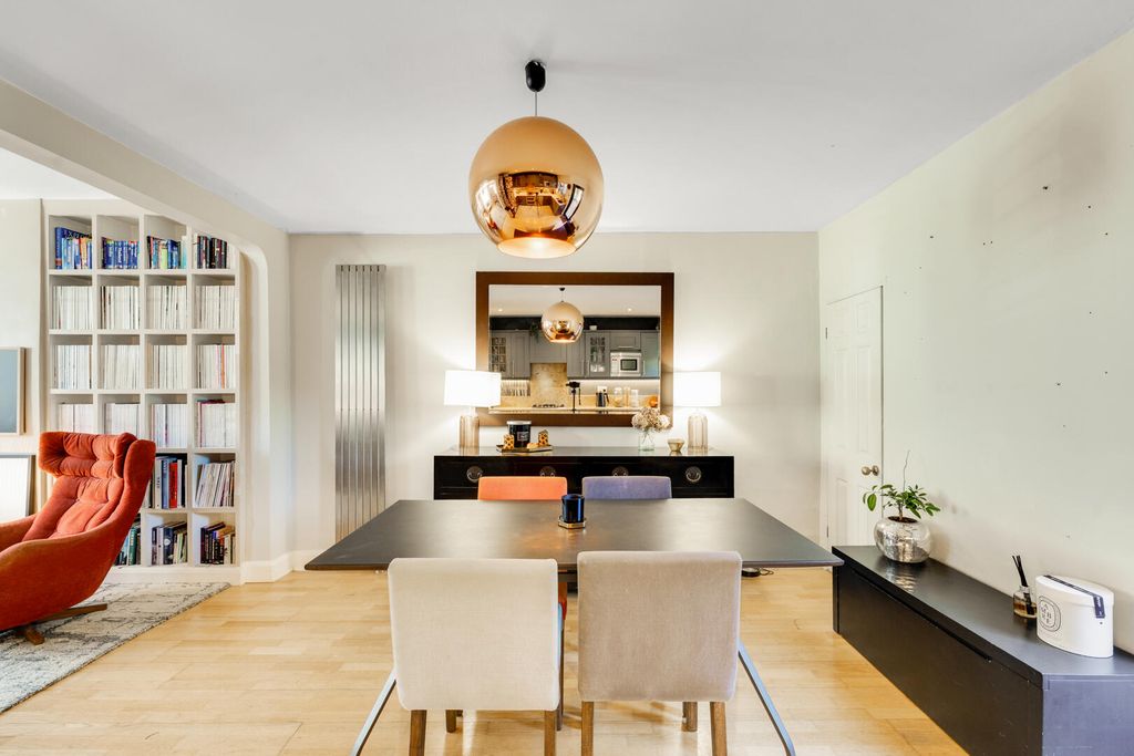 Property photo 3 of 12 Dining Room