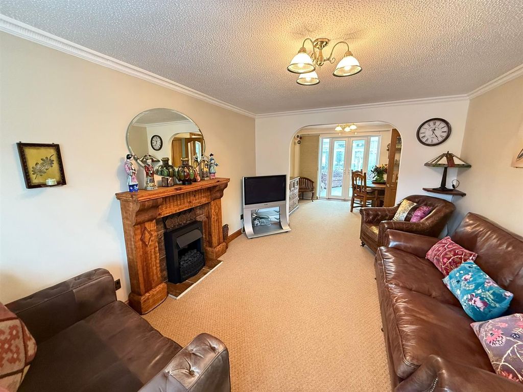 Property photo 3 of 22 Photo-2025-10-07-13-28-28[1].Jpg