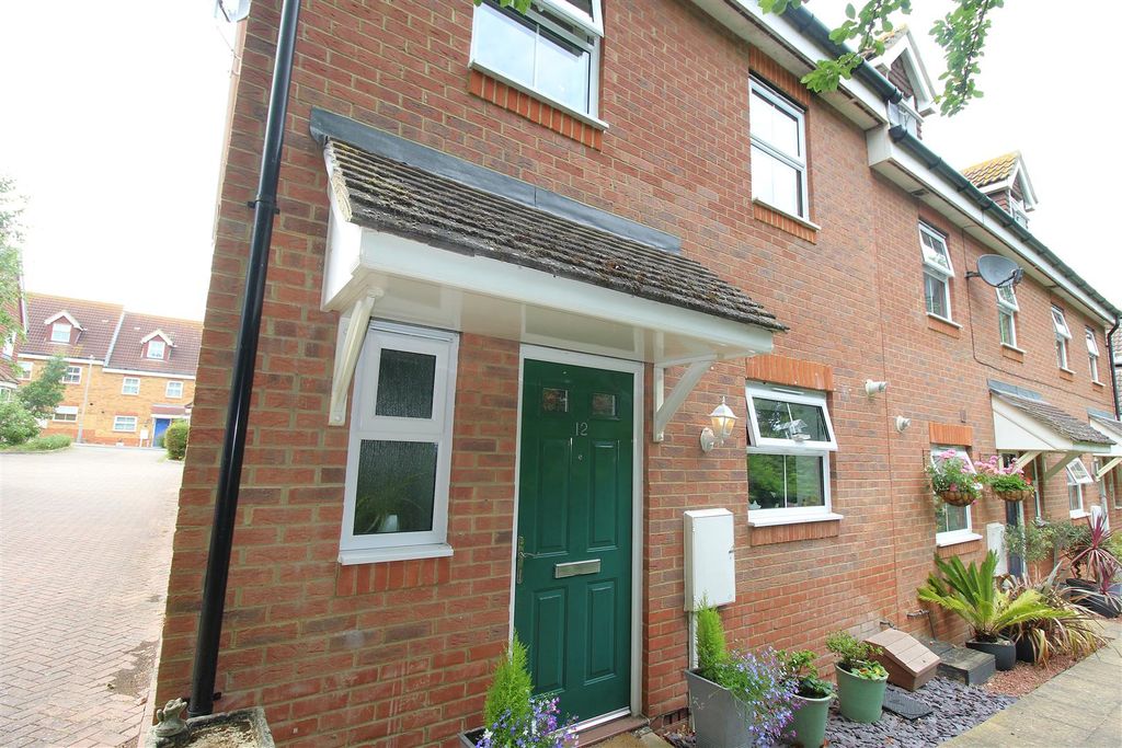 Property photo 1 of 17 Front.Jpg